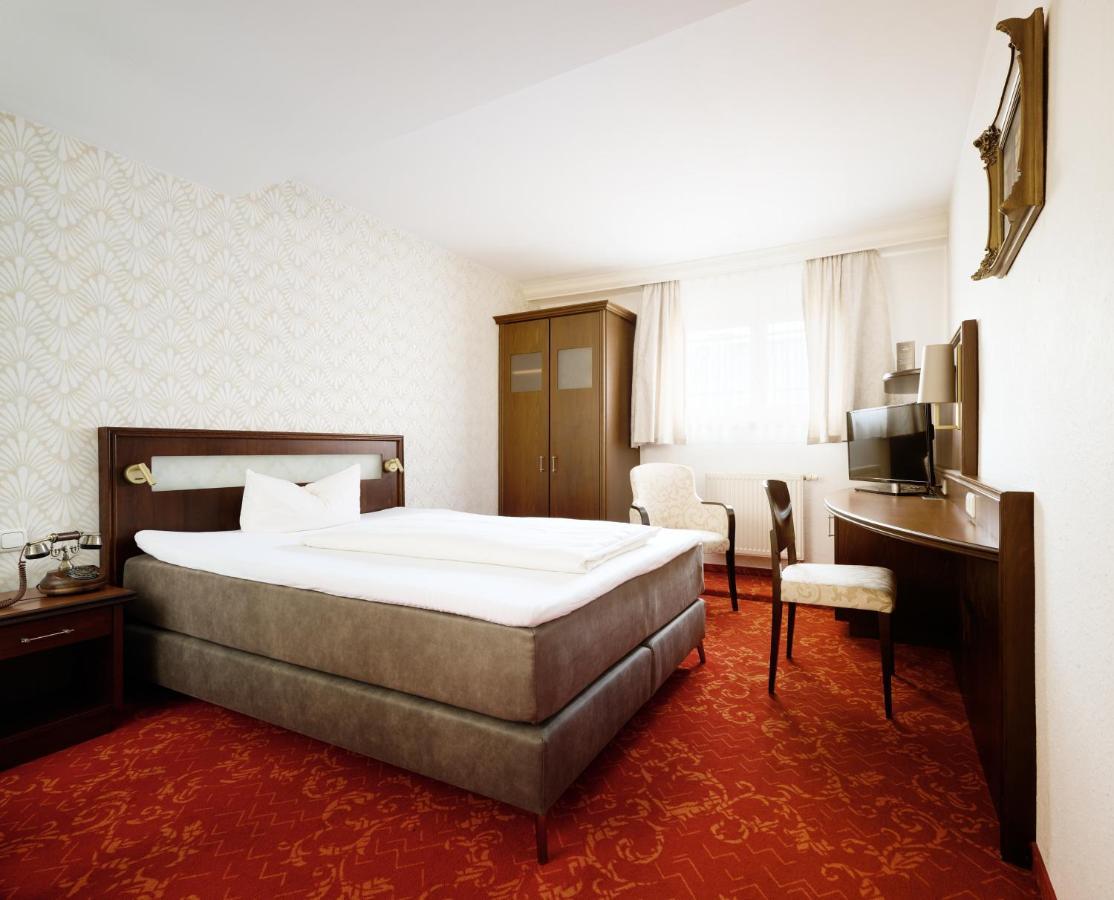 אוברסטדורף Hotel Mohren מראה חיצוני תמונה
